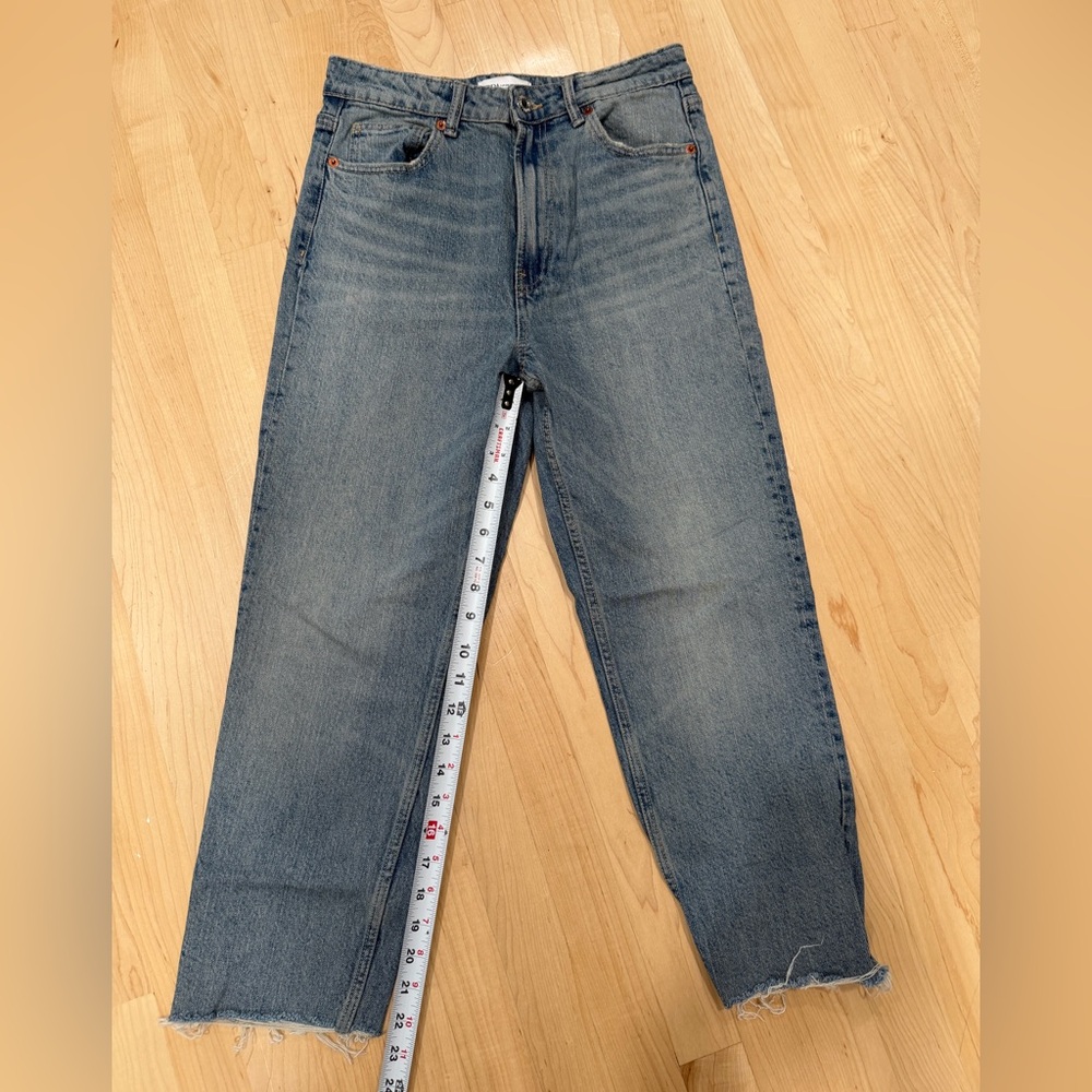 Zara Blue Ankle Cropped Jeans